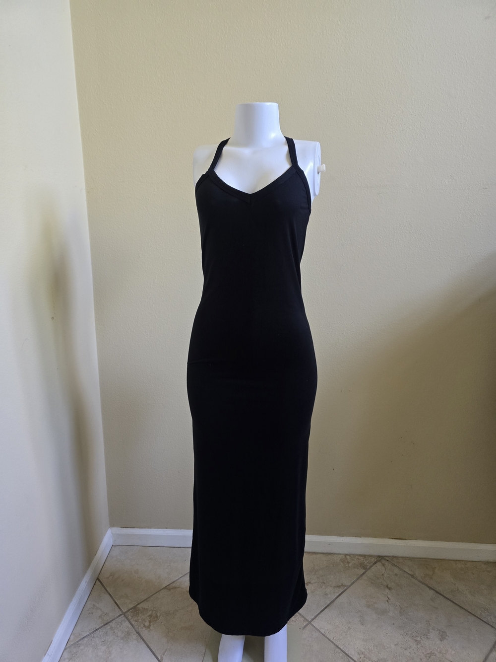 Elegant Black Maxi Dress with Slim Straps